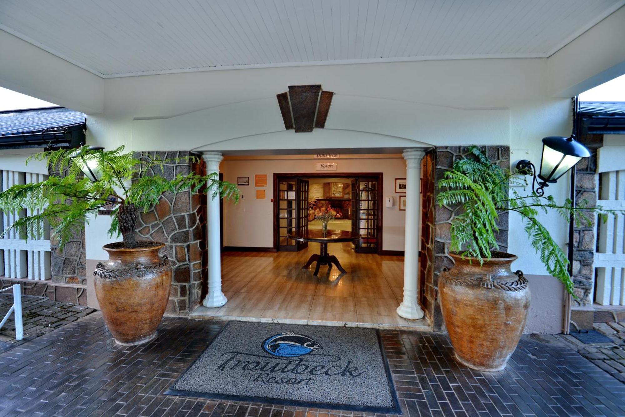 Troutbeck Resort Nyanga Exterior photo